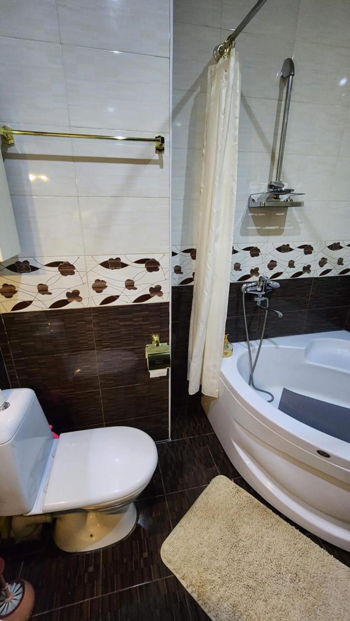 Apartamento Saburtalo Hillside Tiflis Exterior foto