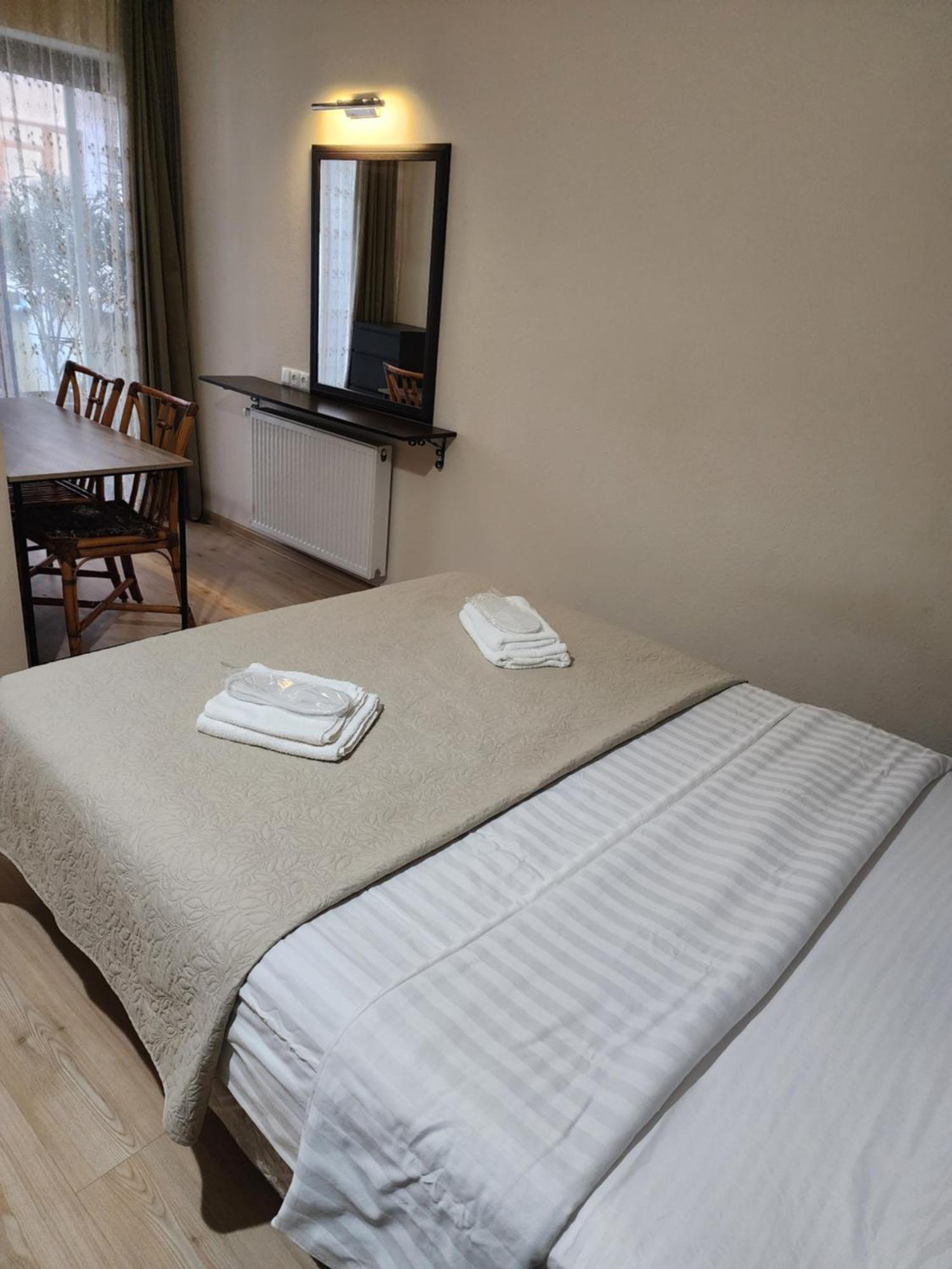 Apartamento Saburtalo Hillside Tiflis Exterior foto